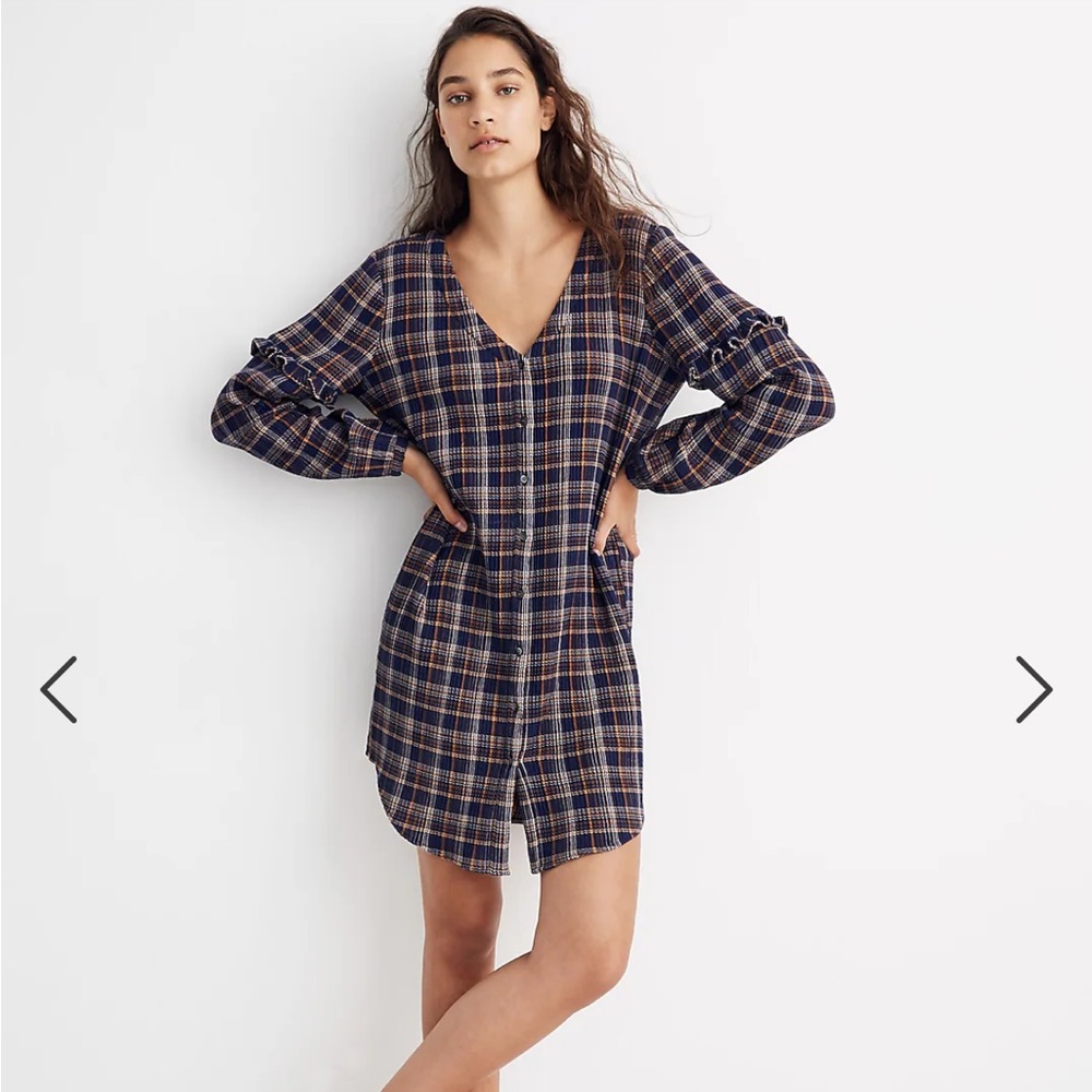 H24 Madewell Plaid V-Neck Ruffle‎ Shirtdress